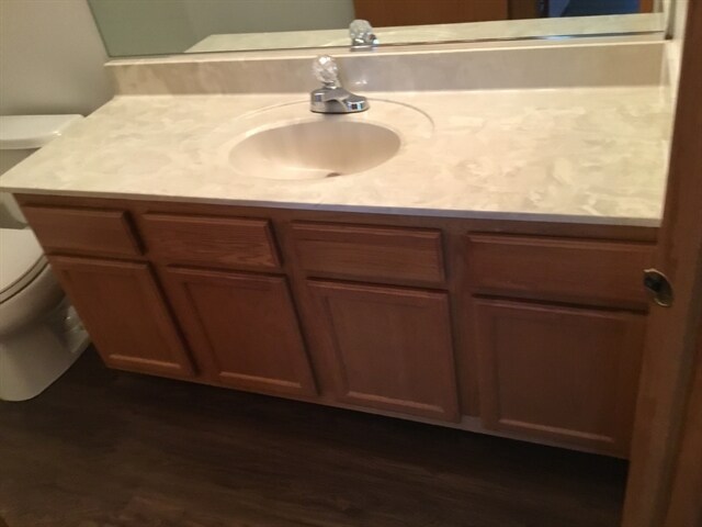 Building Photo - 11S524 Rachael Ct