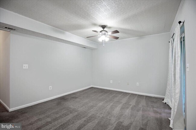 Building Photo - 8000 Delores Ct