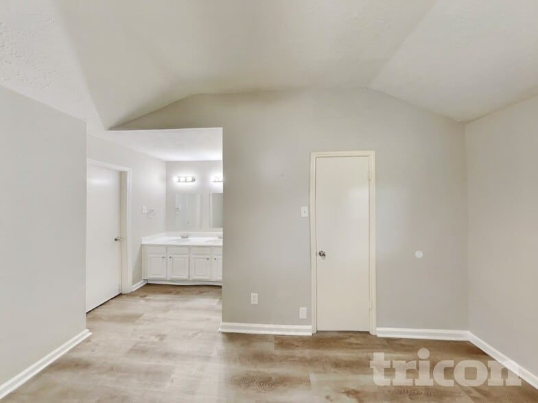 Building Photo - 21402 Golden Dove Dr