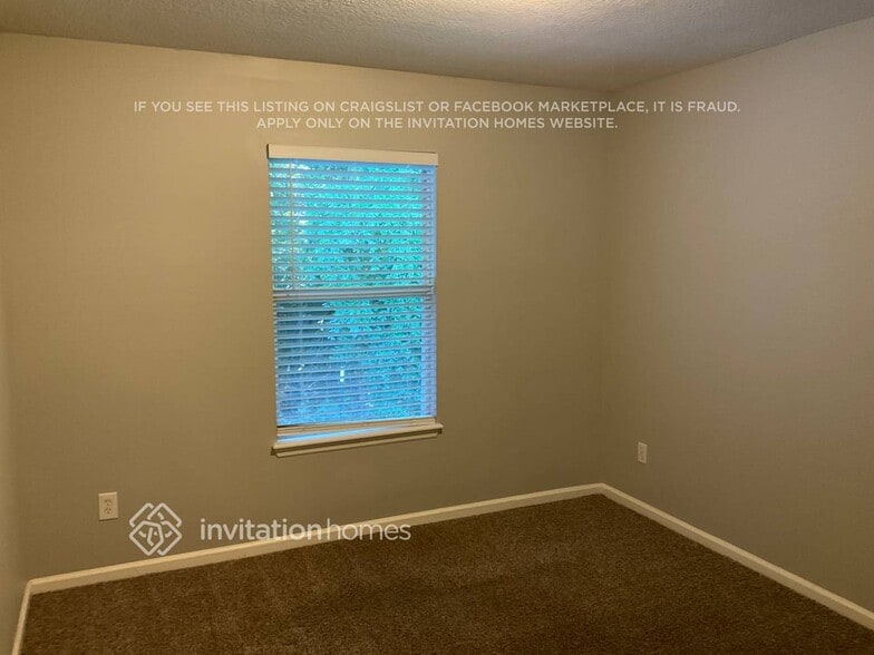 Building Photo - 14091 Summer Breeze Dr E