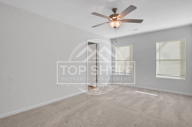 Building Photo - 102 Jaxton St