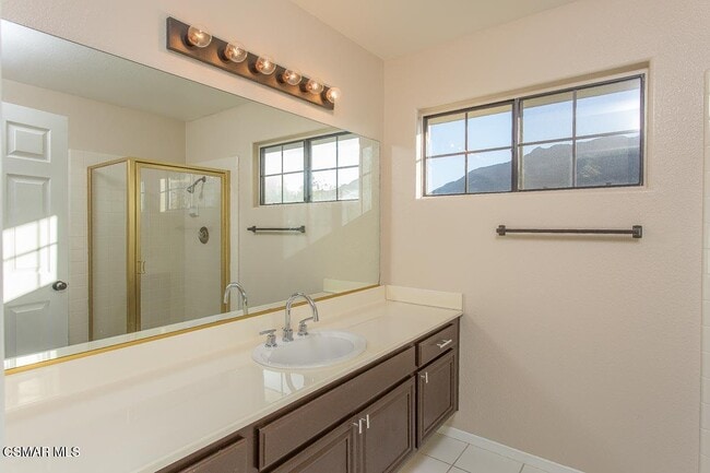 Building Photo - 29712 Strawberry Hill Dr