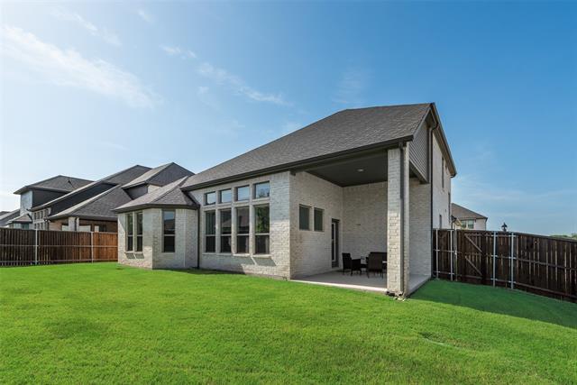 Building Photo - 211 Coyote Creek Dr