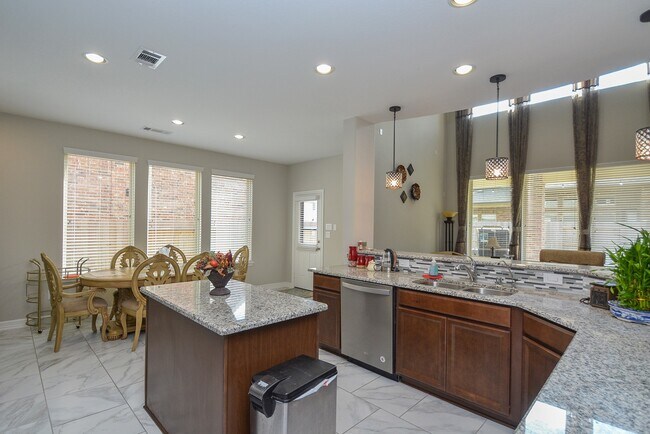 Building Photo - 23523 San Ricci Ct