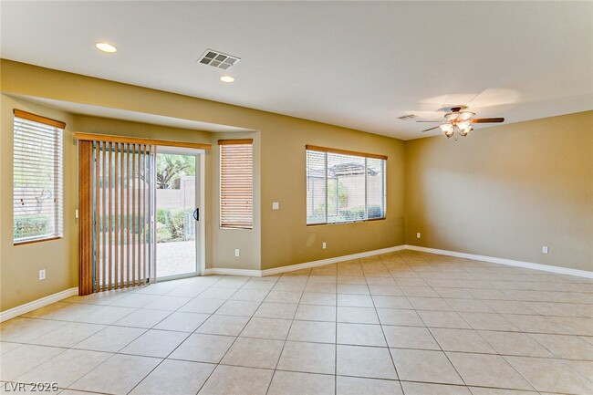 Building Photo - 10737 Drake Ridge Ave