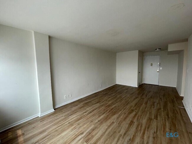 Building Photo - 0 bedroom in JAMAICA NY 11432