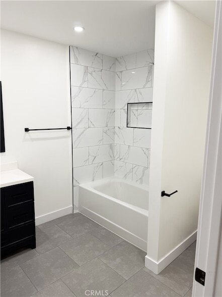 Building Photo - 17000 Burbank Blvd