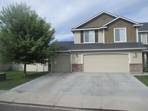 Building Photo - 4 bedroom, 3 car garage home in Meridian!!