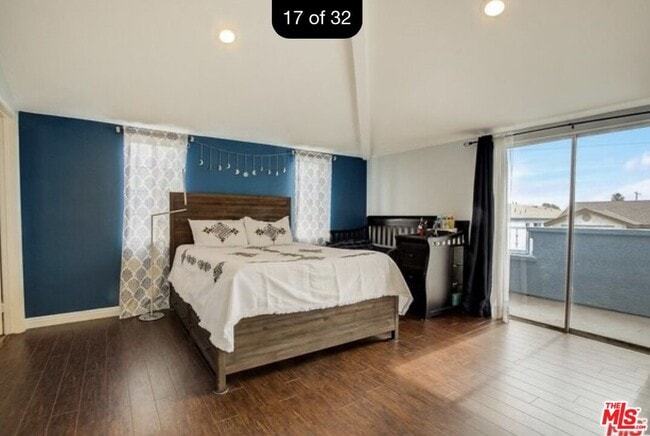 Building Photo - 4843 W 118th Pl