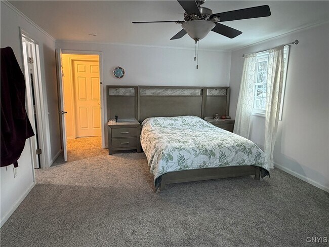 Building Photo - 7667 Charlemont Dr