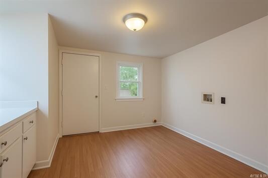 Building Photo - 1617 Maple St