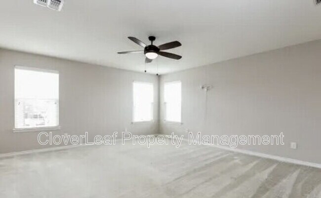 Building Photo - 2412 Lazo Smt