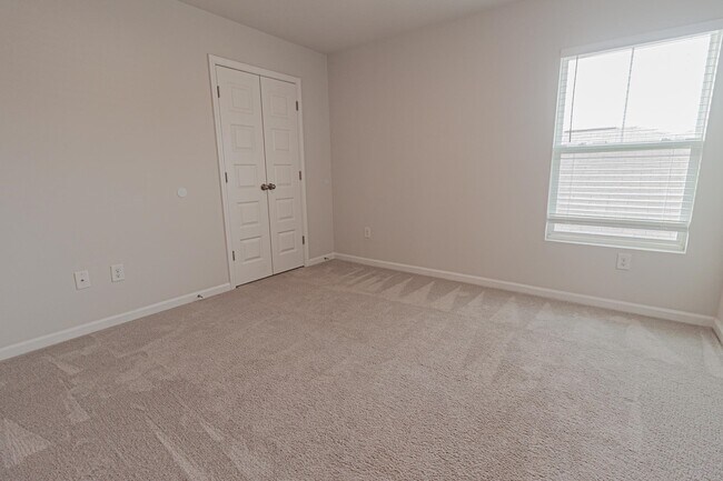 Building Photo - 780 Dusty Pine Way