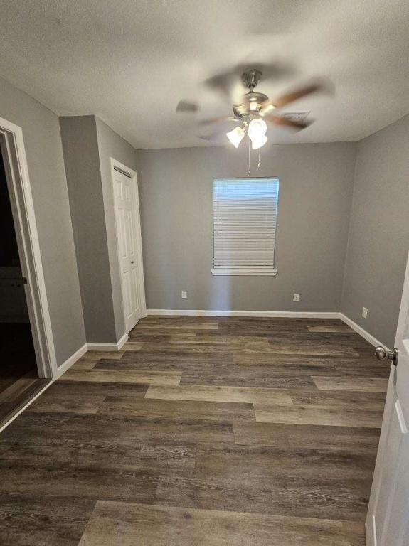 Building Photo - 541 E Seminole Pl