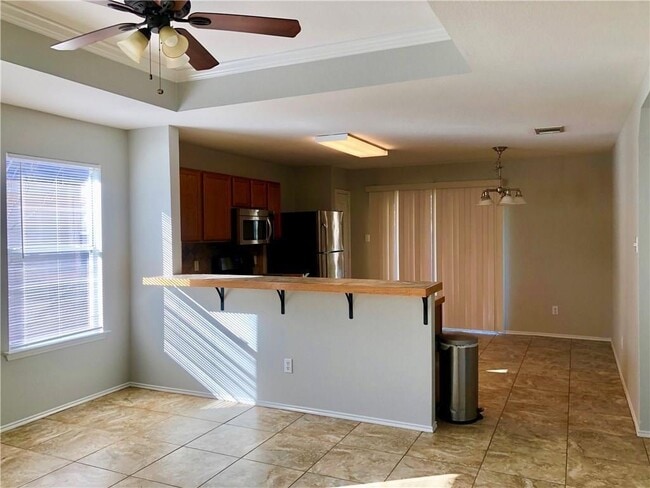 Building Photo - 13020 Date Palm Trail