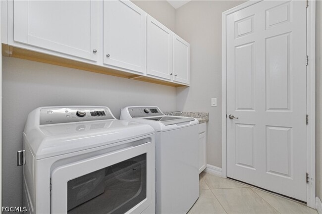 Building Photo - 28076 Foxrock Ct