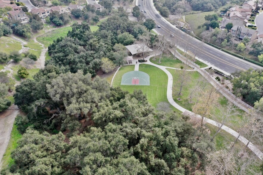 Building Photo - 83 White Sands