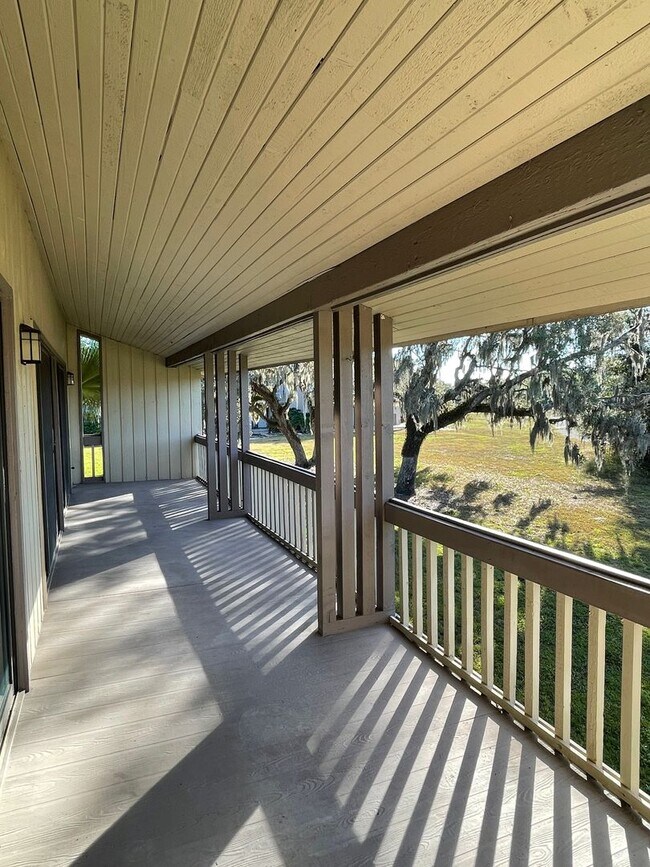 Building Photo - Charming and Spacious 1-Bedroom, 1-Bath Condo in the Highly Desirable Grenelefe Community!