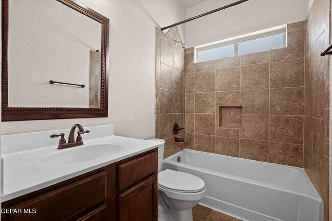 Building Photo - 369 Emerald Acres St