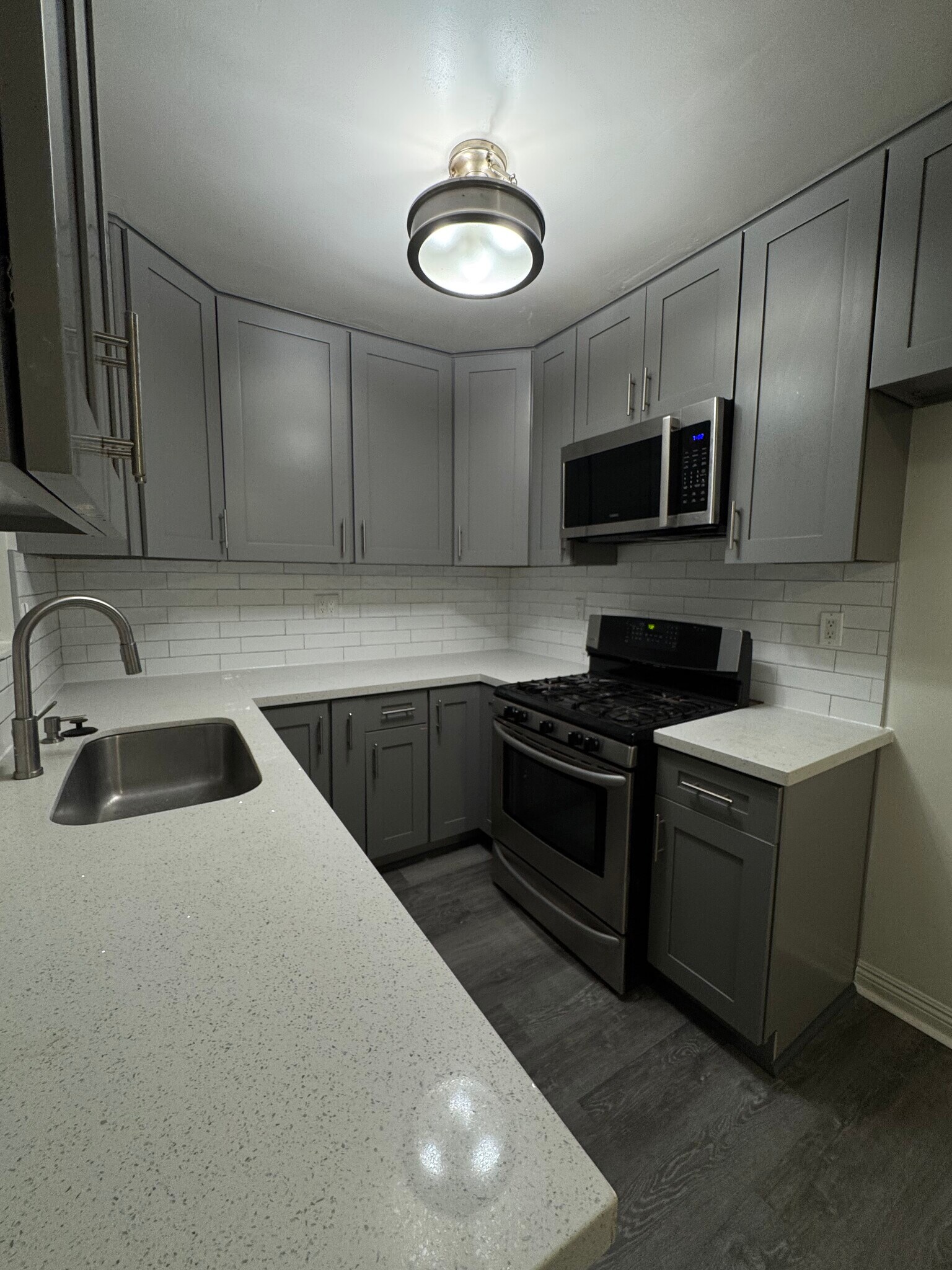 Building Photo - 293 W Artesia St