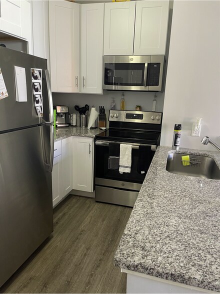 Kitchen - 7 N Miami St