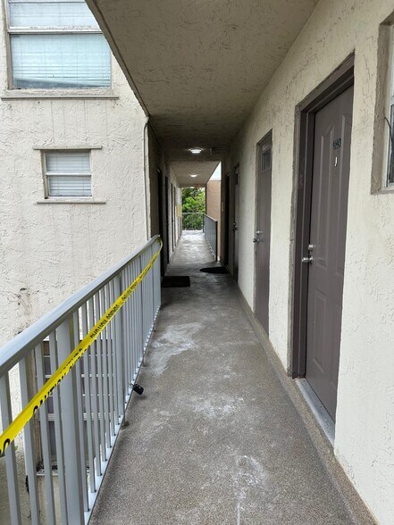 Building Photo - 10900 SW 104th St