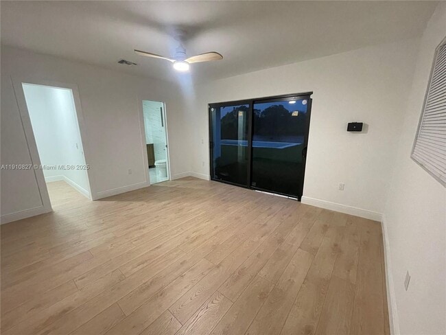 Building Photo - 317 N 31st Ave