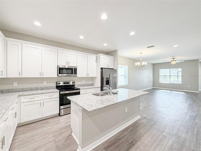 Building Photo - 3376 Cup Dr