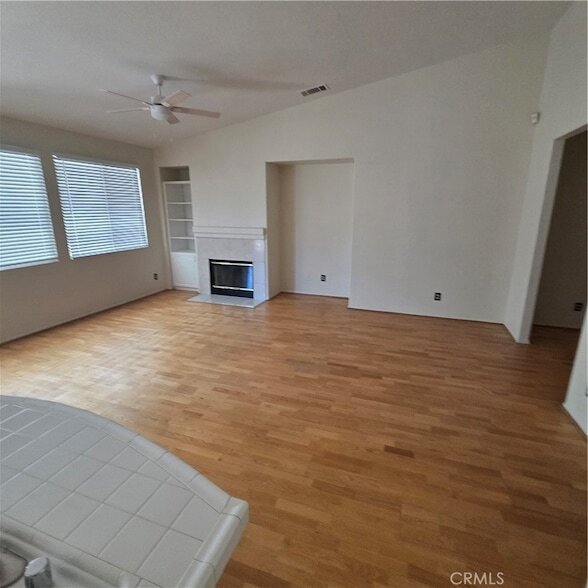 Building Photo - 41089 Robards Way