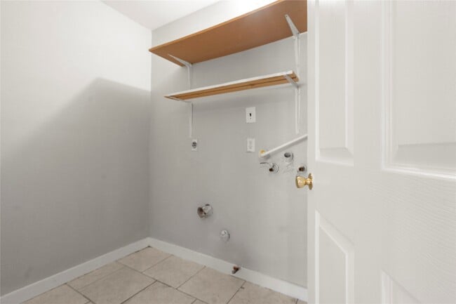 Building Photo - 907 Northbend Dr