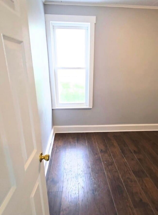 Building Photo - 53 Mill St