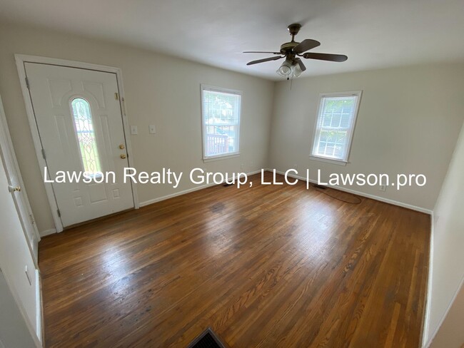 Building Photo - Two Bedroom Home In Salem with Spacious Ya...