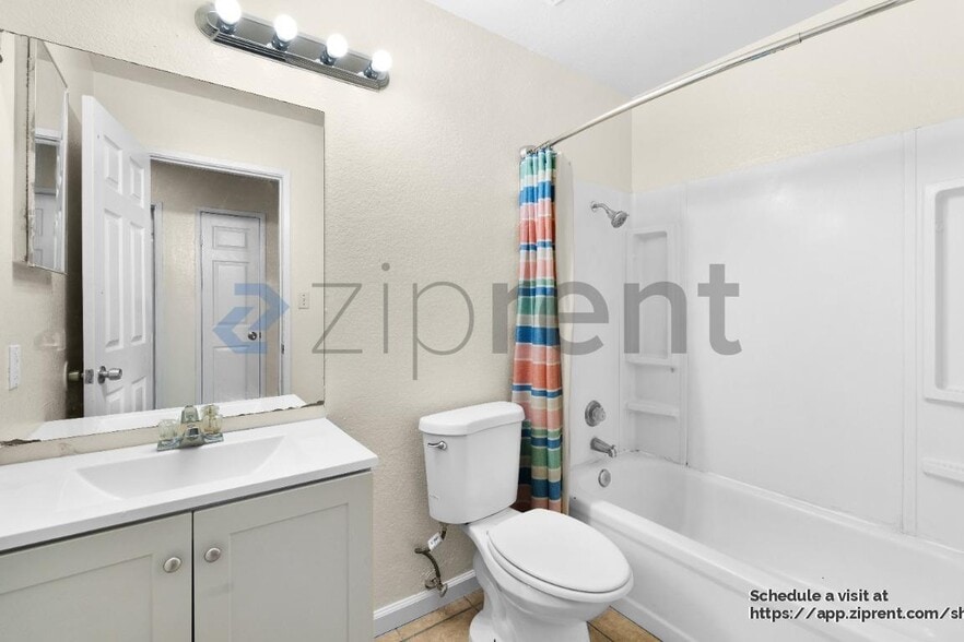 Building Photo - 7918 68th Ave