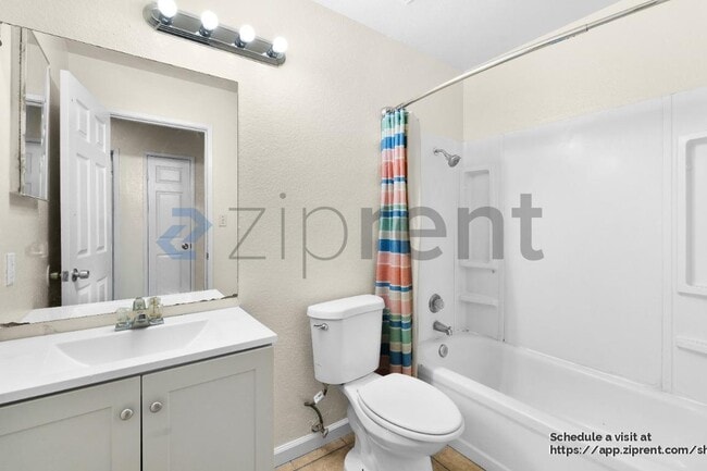 Building Photo - 7918 68th Ave