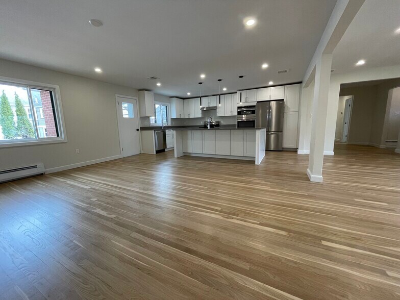 Building Photo - 46 Woodcliff Rd