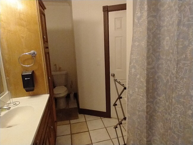 Building Photo - 1607 State Ave