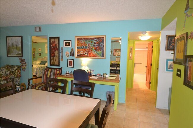 Building Photo - 126 Caryl Way