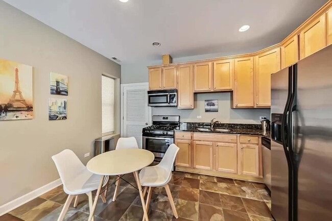 Building Photo - 1730 W Beach Ave