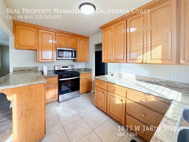 Building Photo - 1833 148th St