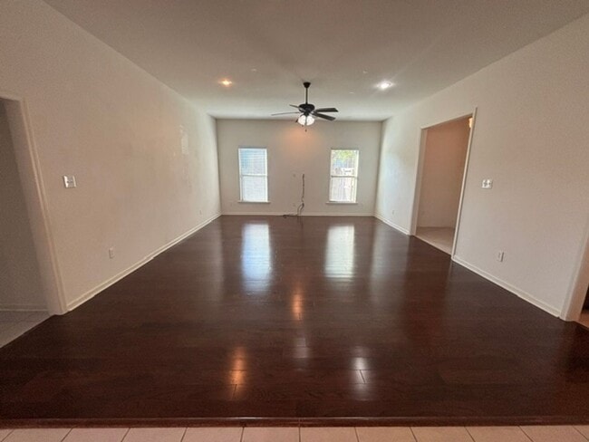 Building Photo - 18328 Crows Nest Dr