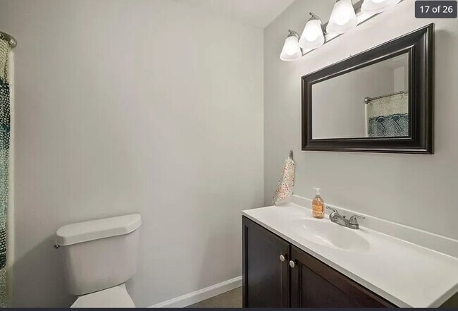 Building Photo - 15914 Pinyon Creek Dr