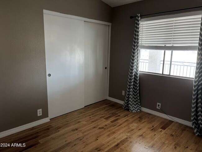 Building Photo - 4643 N 99th Dr