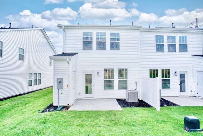 Building Photo - 218 Marston Ln