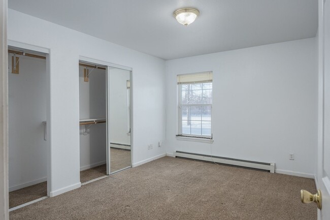 Building Photo - Spacious 5 Bedroom Home on 6 Acres – North Pole, Alaska