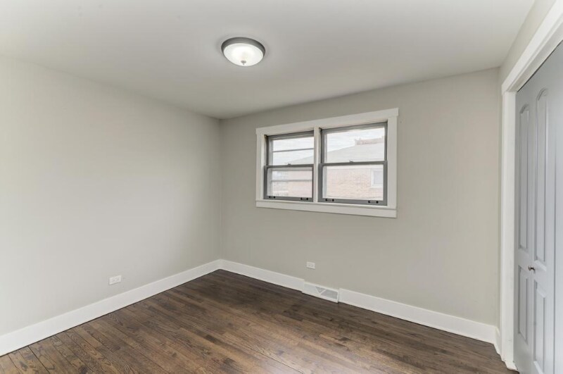 Building Photo - 11209 S Laflin St