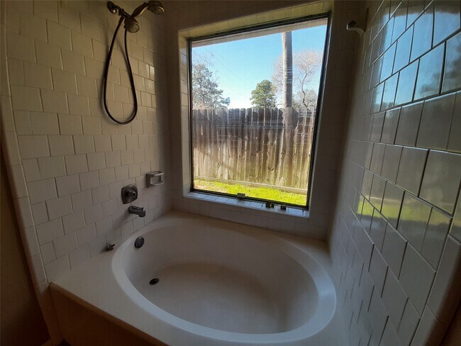 Building Photo - 25531 Chapel Ridge Ln