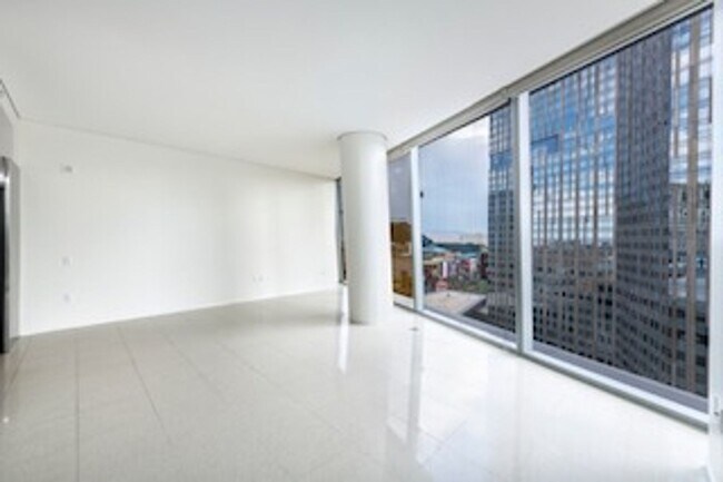 Building Photo - 3722 S Las Vegas Blvd