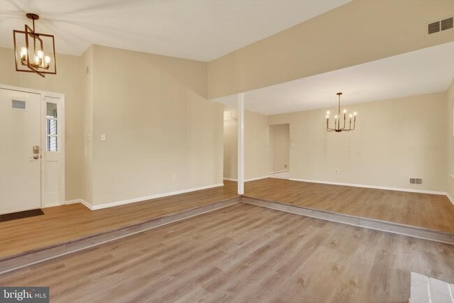 Building Photo - 1706 Fantasia Cir