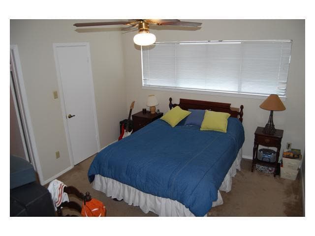 Building Photo - 806-W24 W 24th St