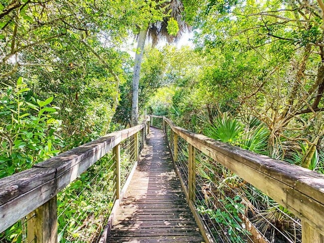Building Photo - Beautiful Ocean Walk Condo